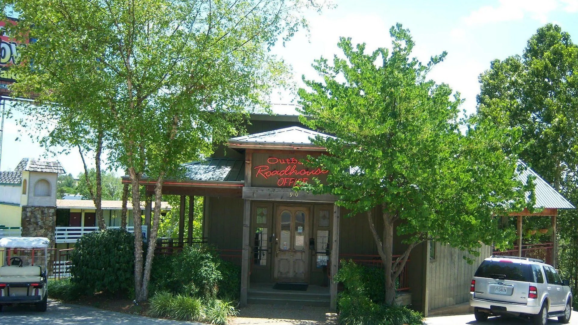 Hotel Outback Roadhouse & 2*