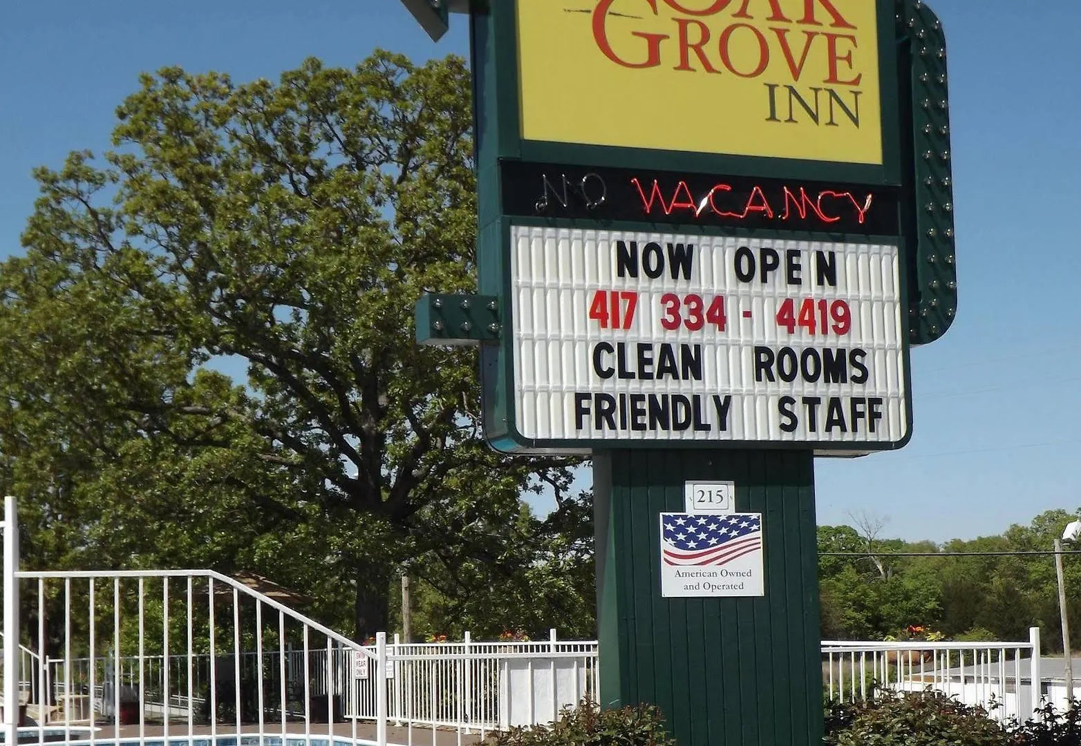 Inn Oak Grove