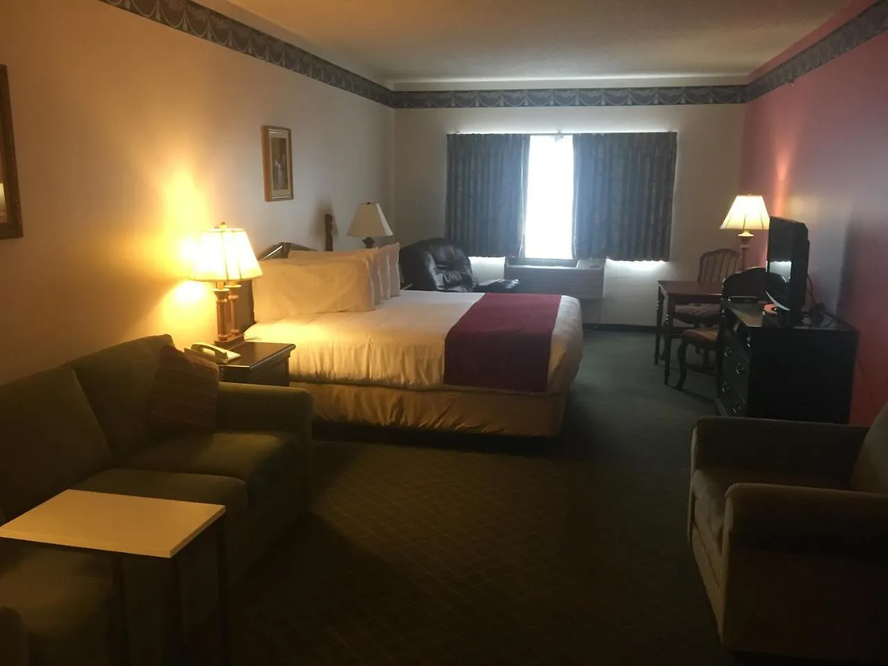 Grand Victorian Hotel 3*