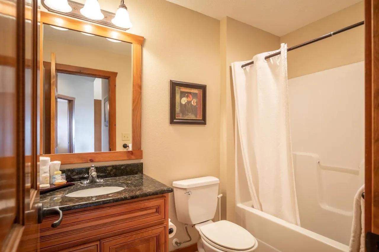 The At Table Rock Resort 3*