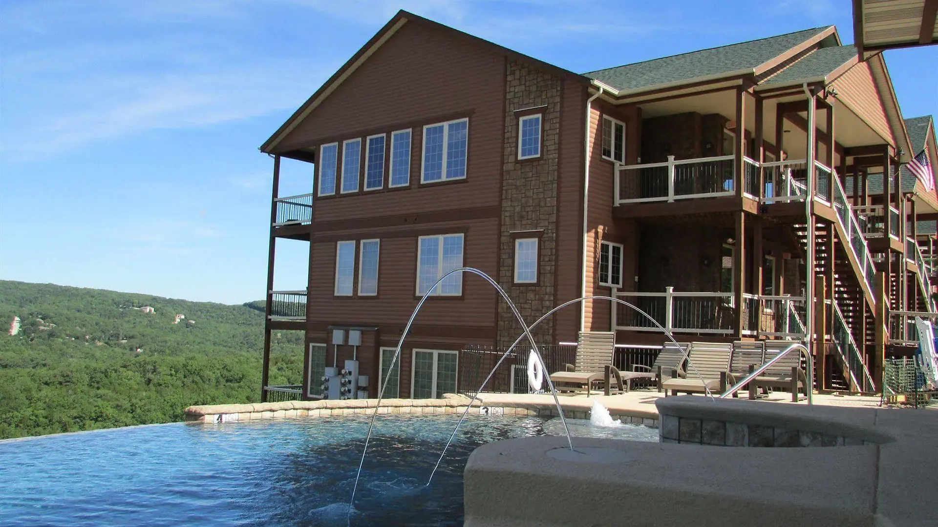 Cliffs Table Rock Resort