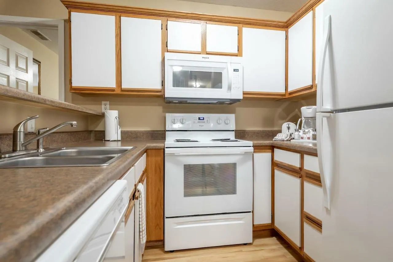 Aparthotel Surrey Townhomes By Capital Vacations Branson