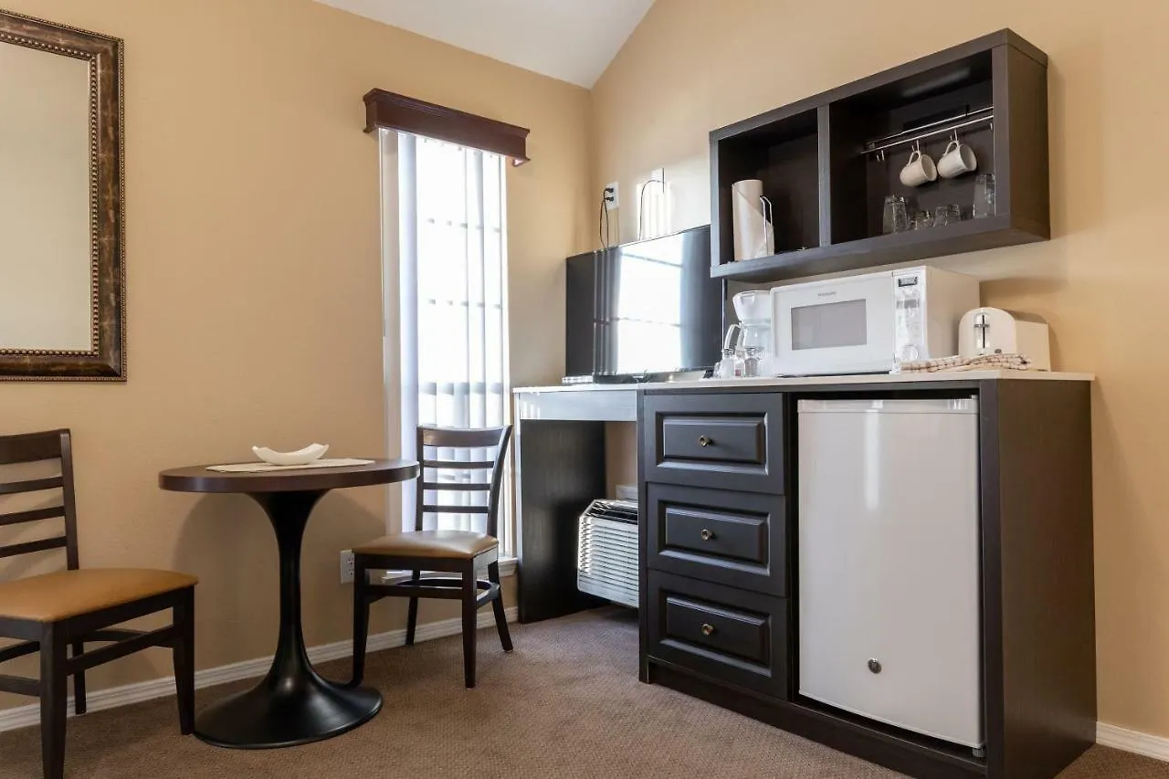 Surrey Townhomes By Capital Vacations Aparthotel Branson