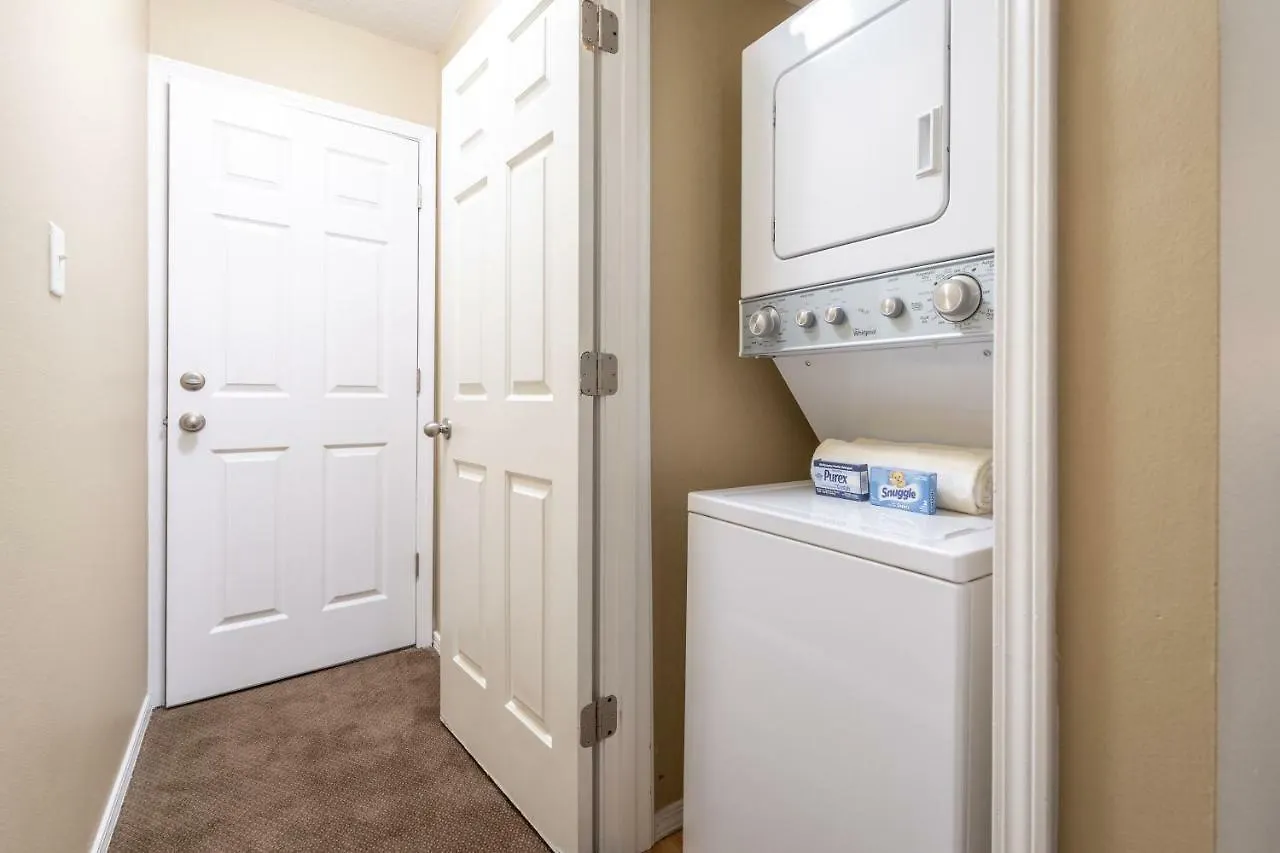 Surrey Townhomes By Capital Vacations *