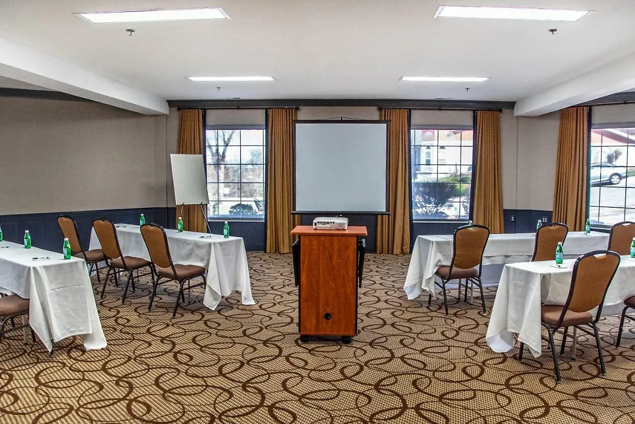 Hotel The Stone Castle & Conference Center 3*