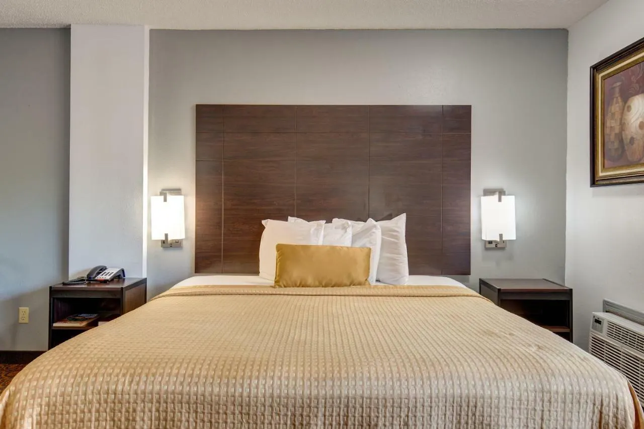 Howard Johnson By Wyndham Theatre District Hotel 2*