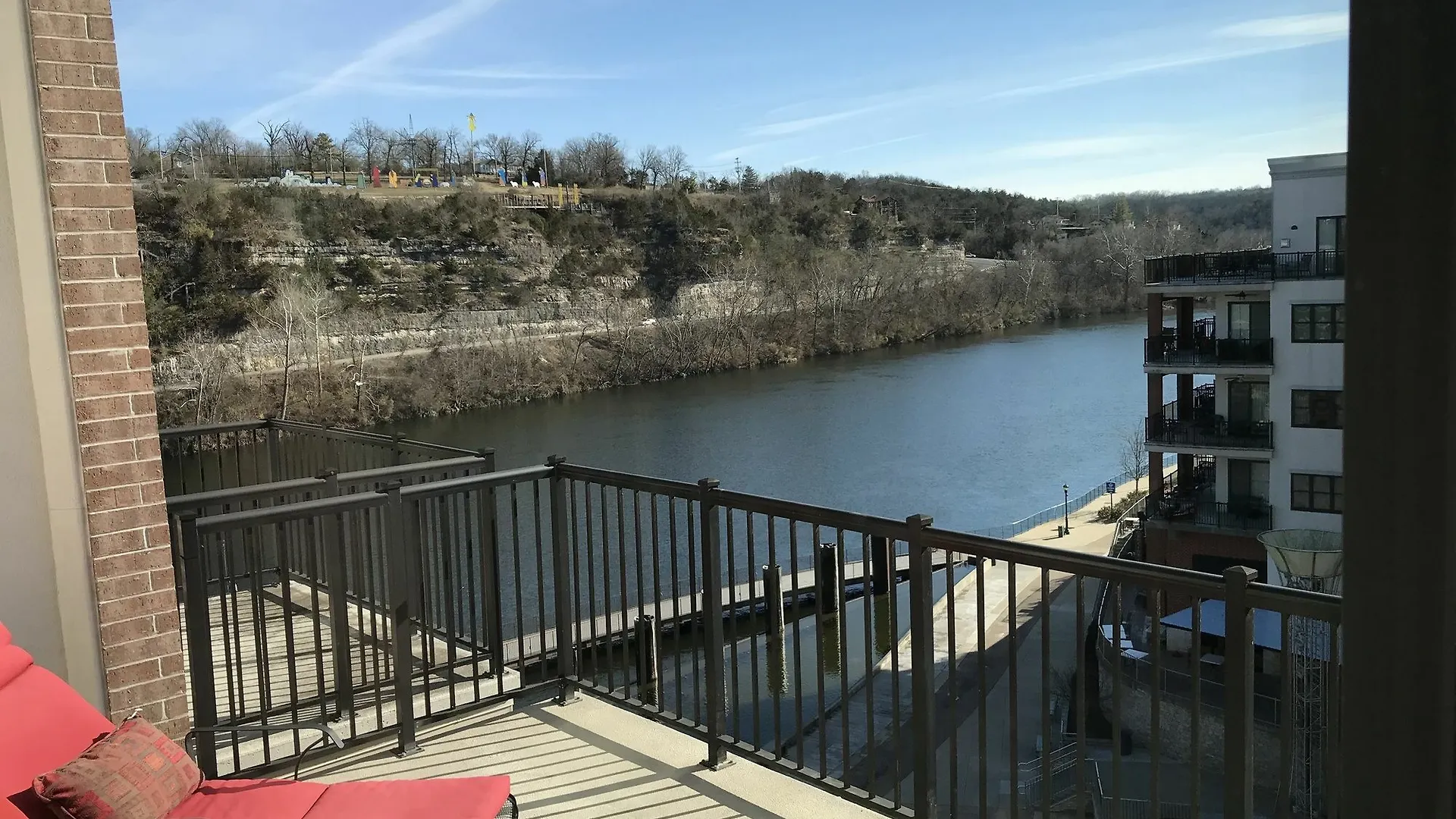 Nightly 4* Branson