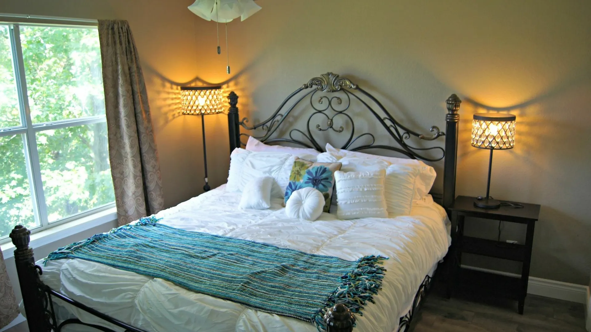 Hotel Nightly 4*