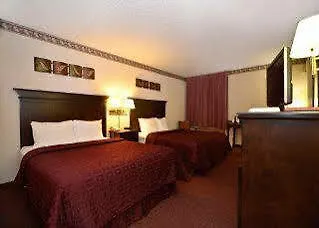 Inn Comfort At Thousand Hills