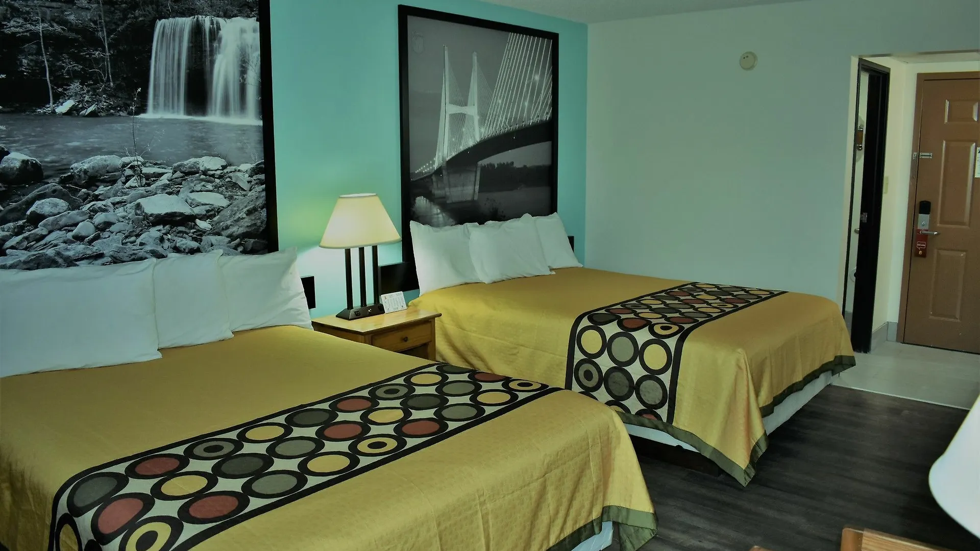 Super 8 By Wyndham By Andy Williams Theatre 2* Branson