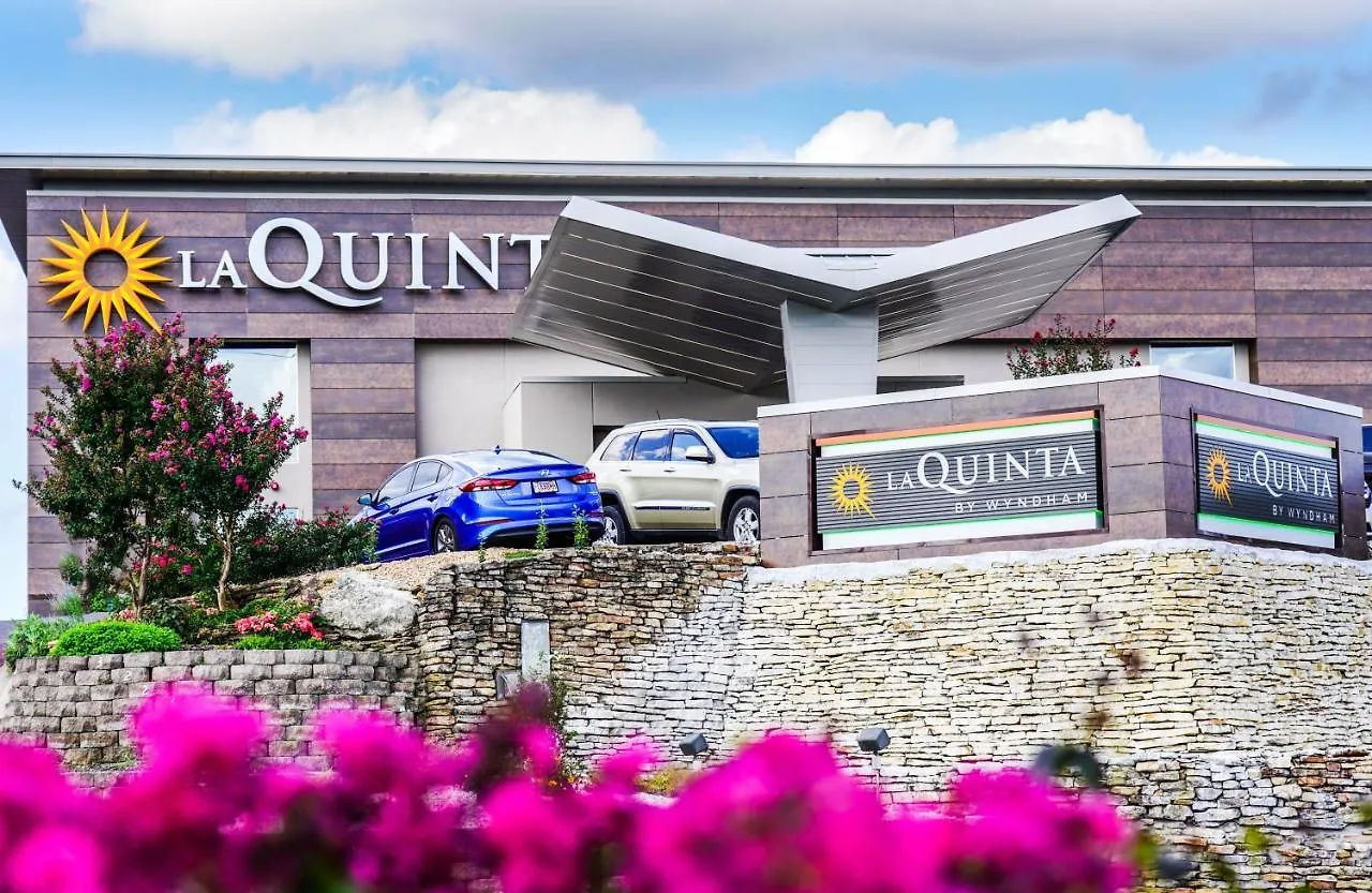 La Quinta By Wyndham Branson