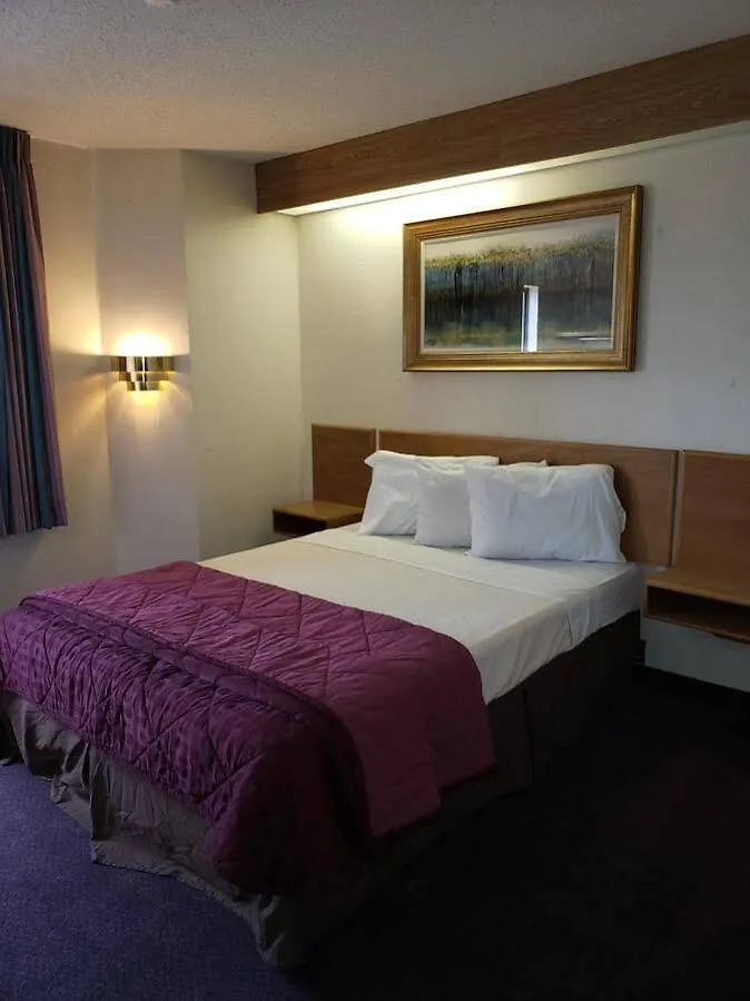 Hotel Knights At Thousand Hills