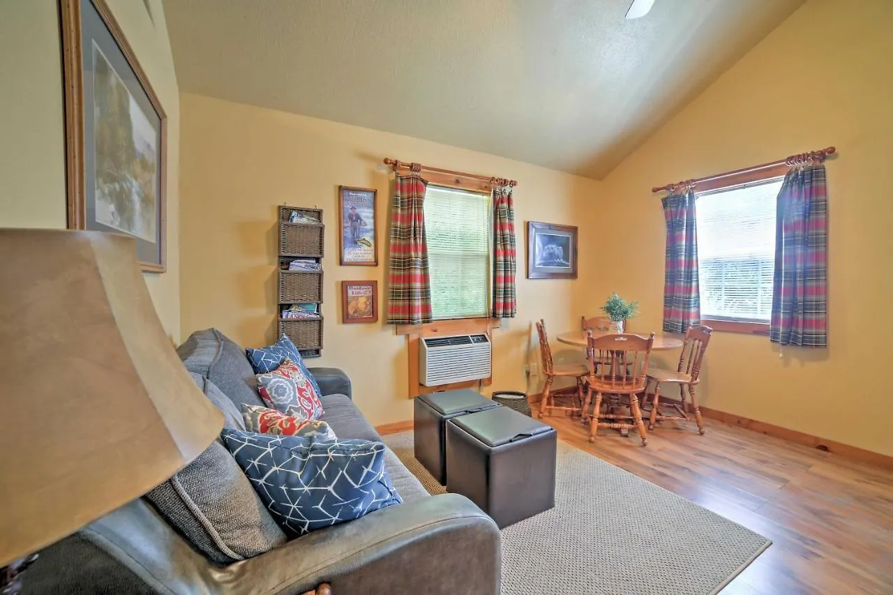 Cozy Near Table Rock Lake! Holiday home *