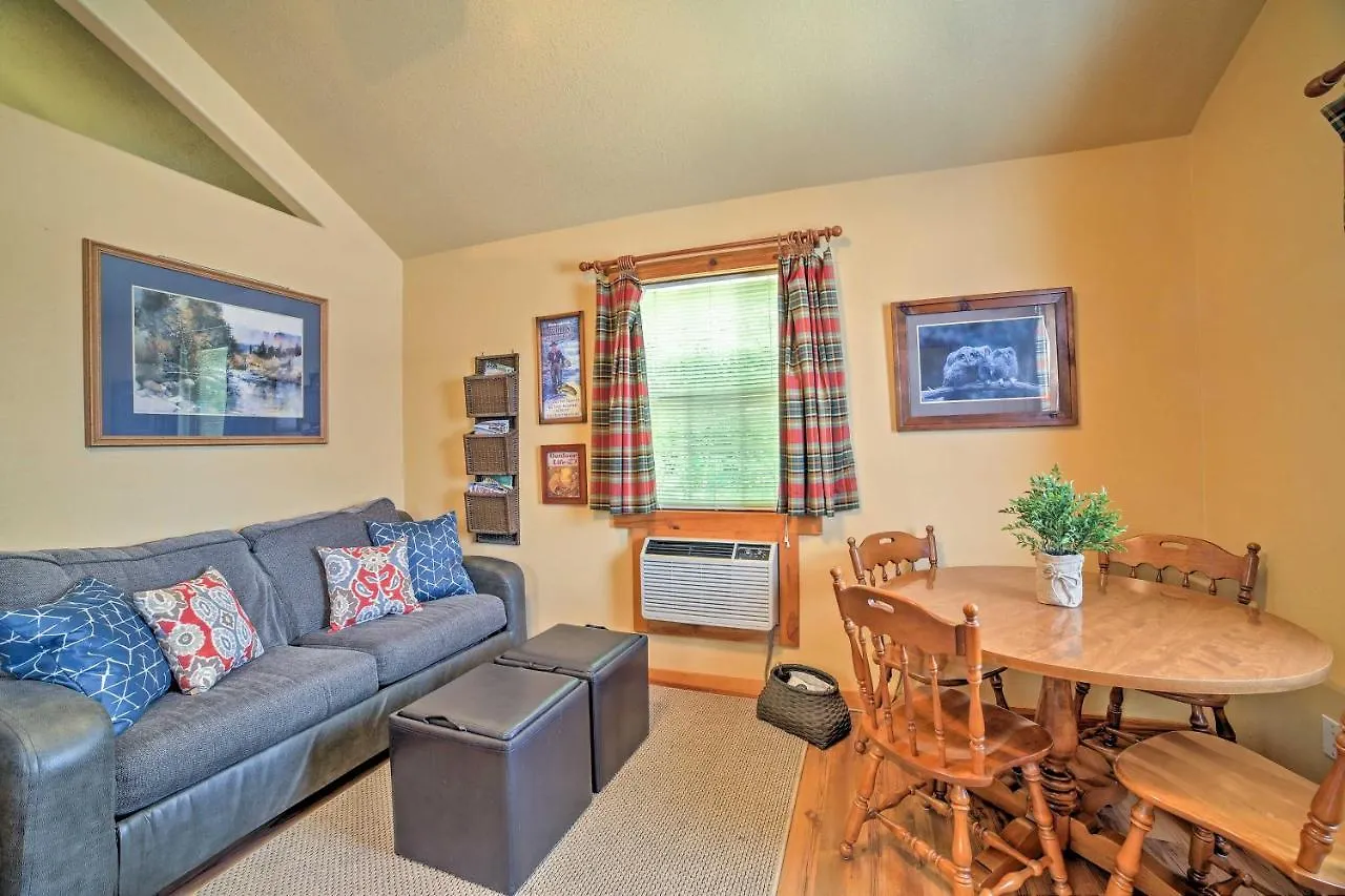 Holiday home Cozy Near Table Rock Lake! *
