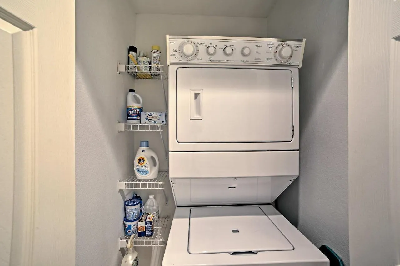 Apartment 8 Mi To Silver Dollar With Pool! *