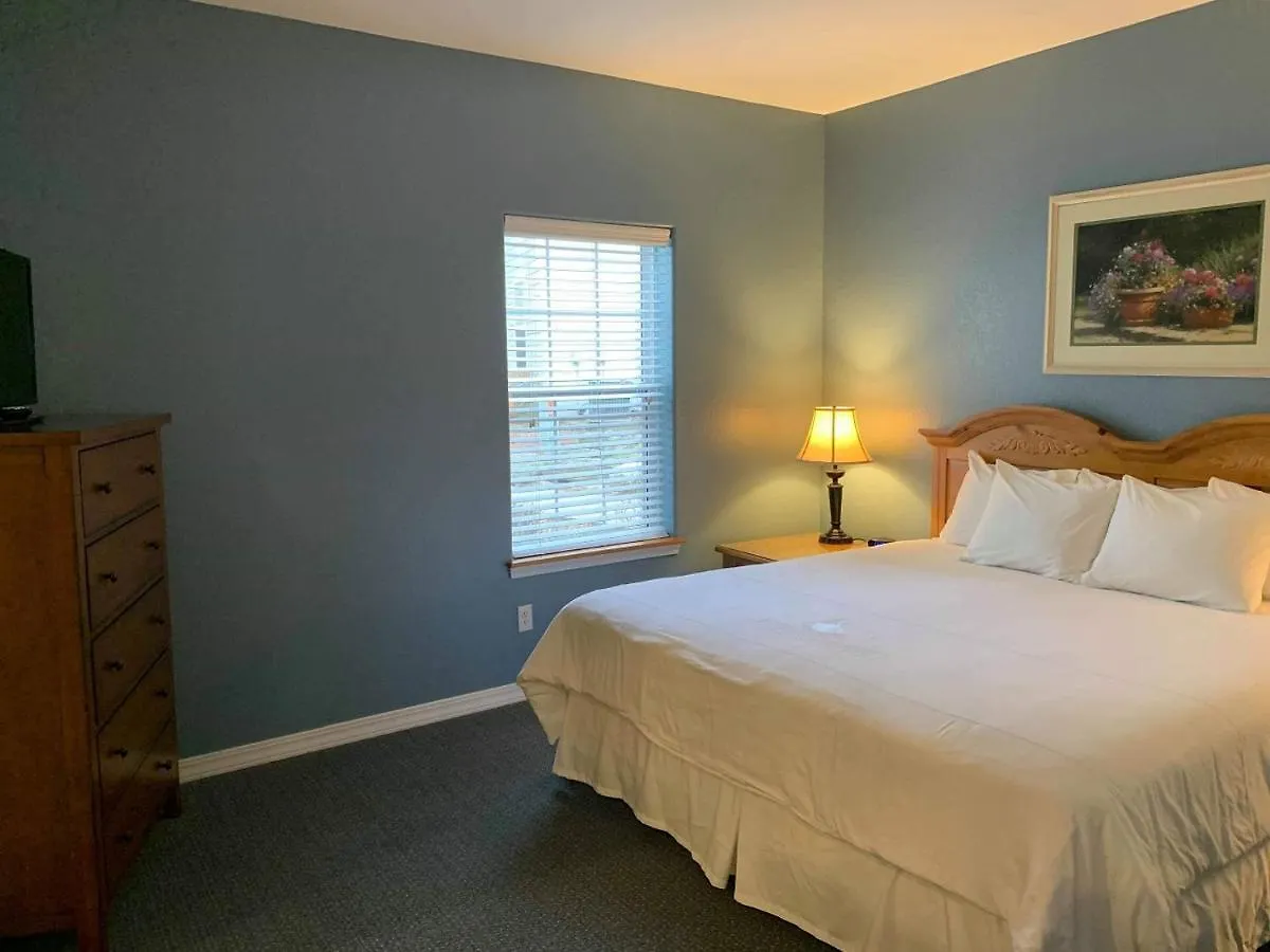 Palace View By Spinnaker Branson
