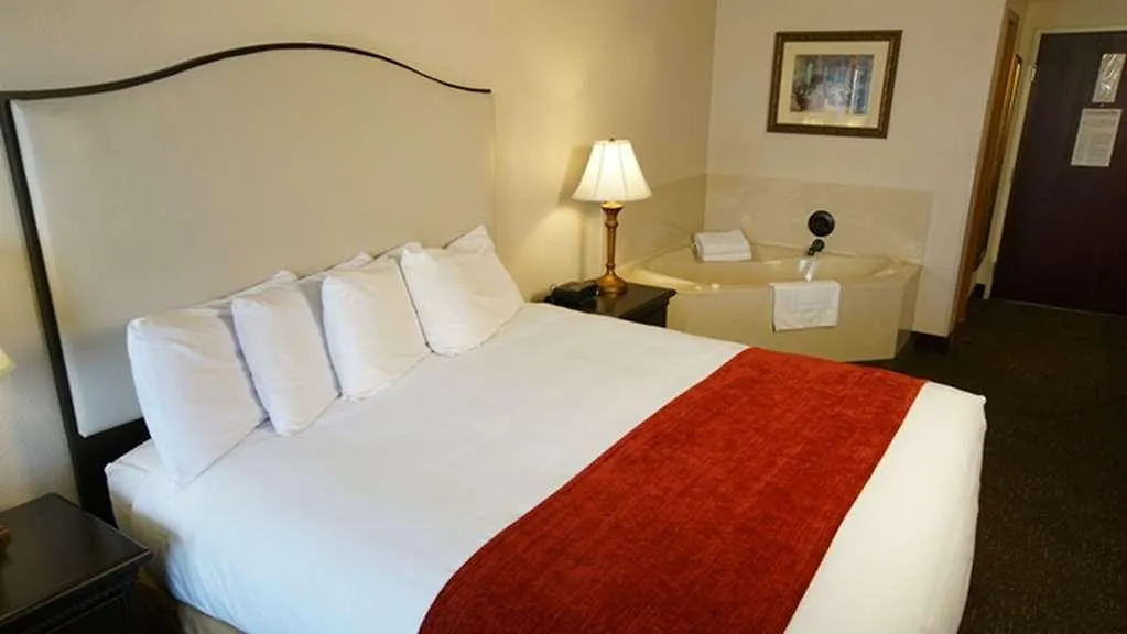 The Grand Victorian Hotel *