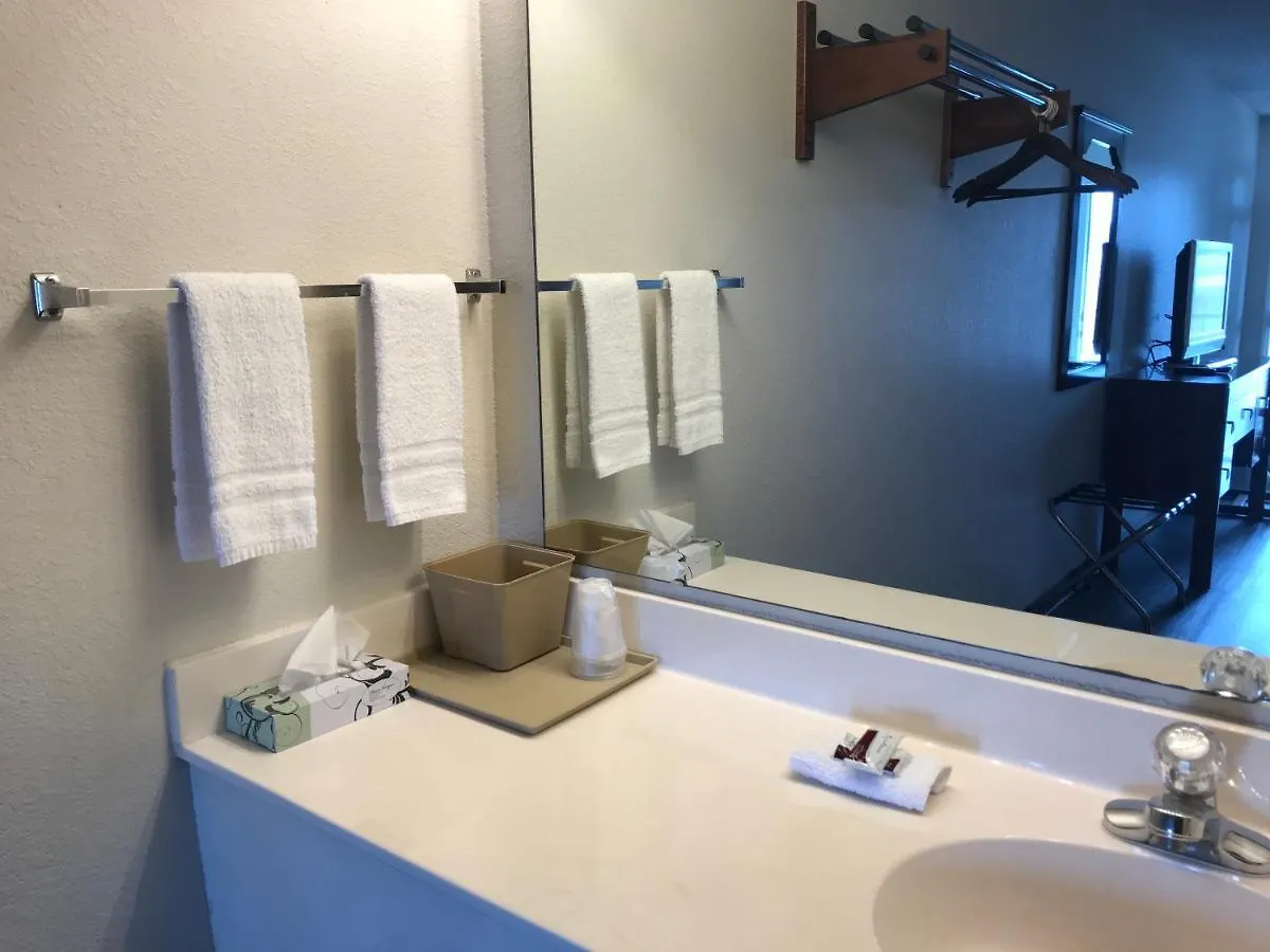 Vacation Inn&suites 2*
