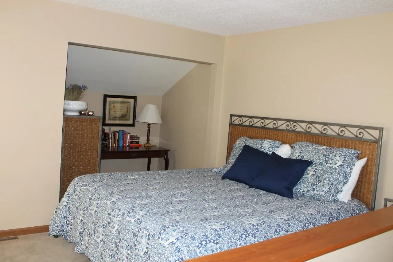 Apartment Treehouse Branson
