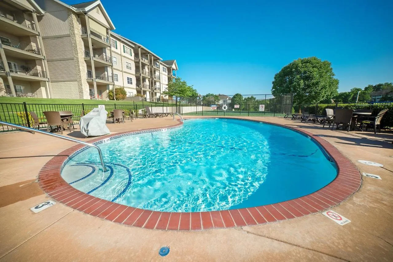 Rezort Links At Thousand Hills Branson