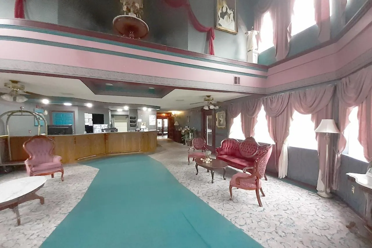 ホテル Oyo Victorian Palace