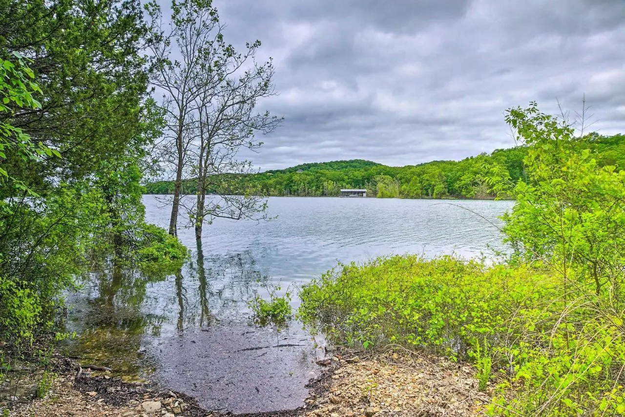 Apartment With Lake Access And Amenities! Branson