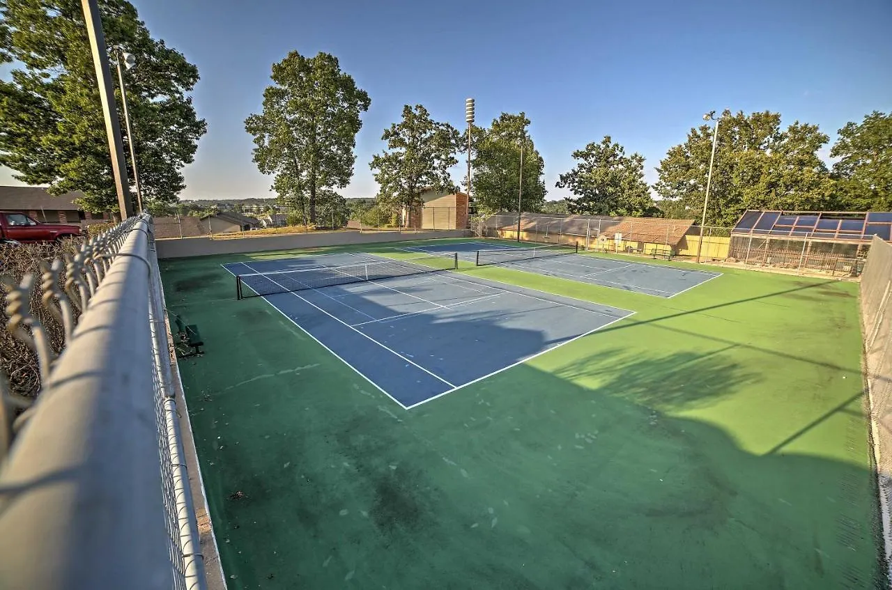 With Pool Access, Walk To Fishing