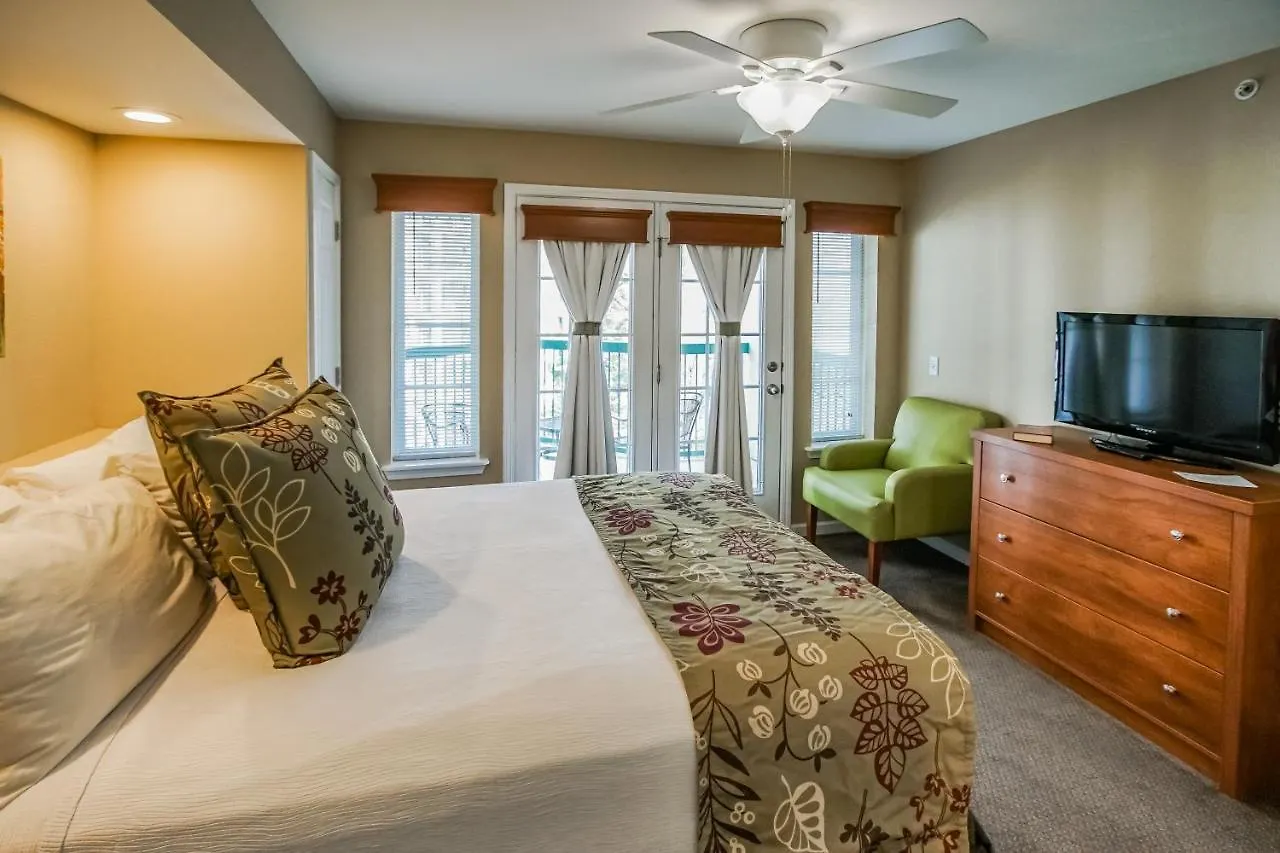 Курортный комплекс Surrey's Carriage Place 3*