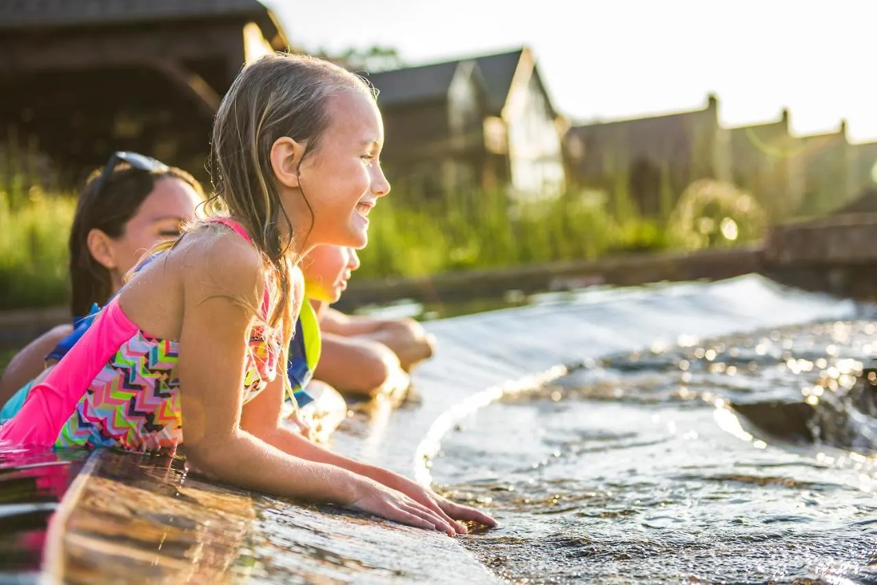 Дом отдыха Watermill Cove 8bed Lakefront Pool Lazy River 2 Miles To Sdc Dock Брэнсон