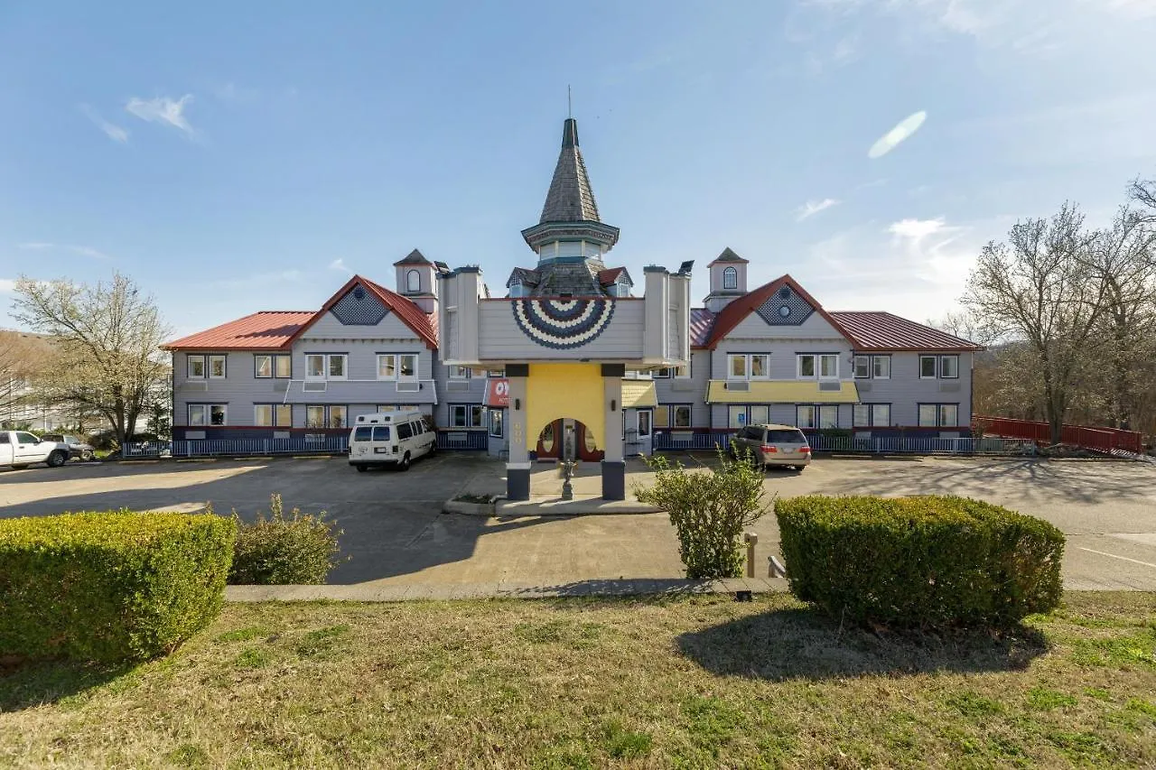 Hotel Oyo Victorian Palace 2*