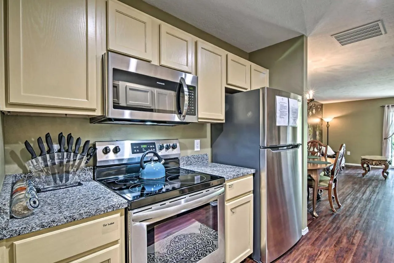 Grandmas Attic Centrally Located Vintage Condo! * Branson