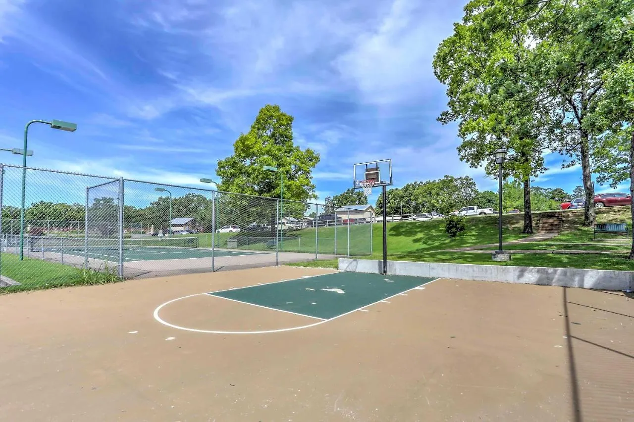 Apartman With Scenic Patio And Pool Access Branson