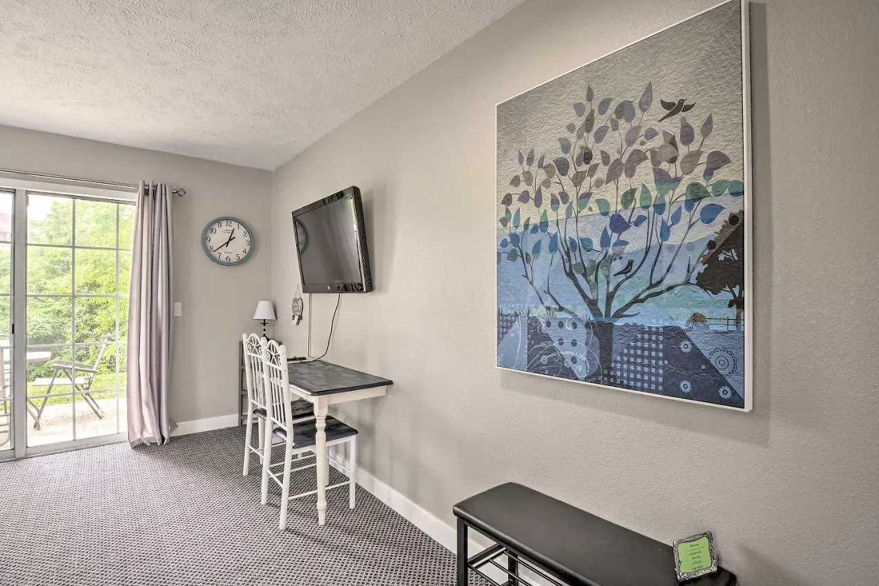 Апартаменты Pet-friendly Less Than 3 Mi To Lake!