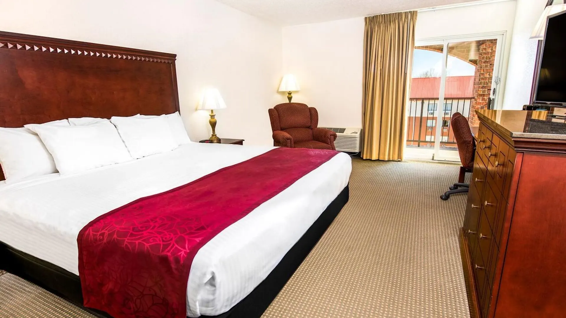 Americinn By Wyndham & Conference Center Hotel