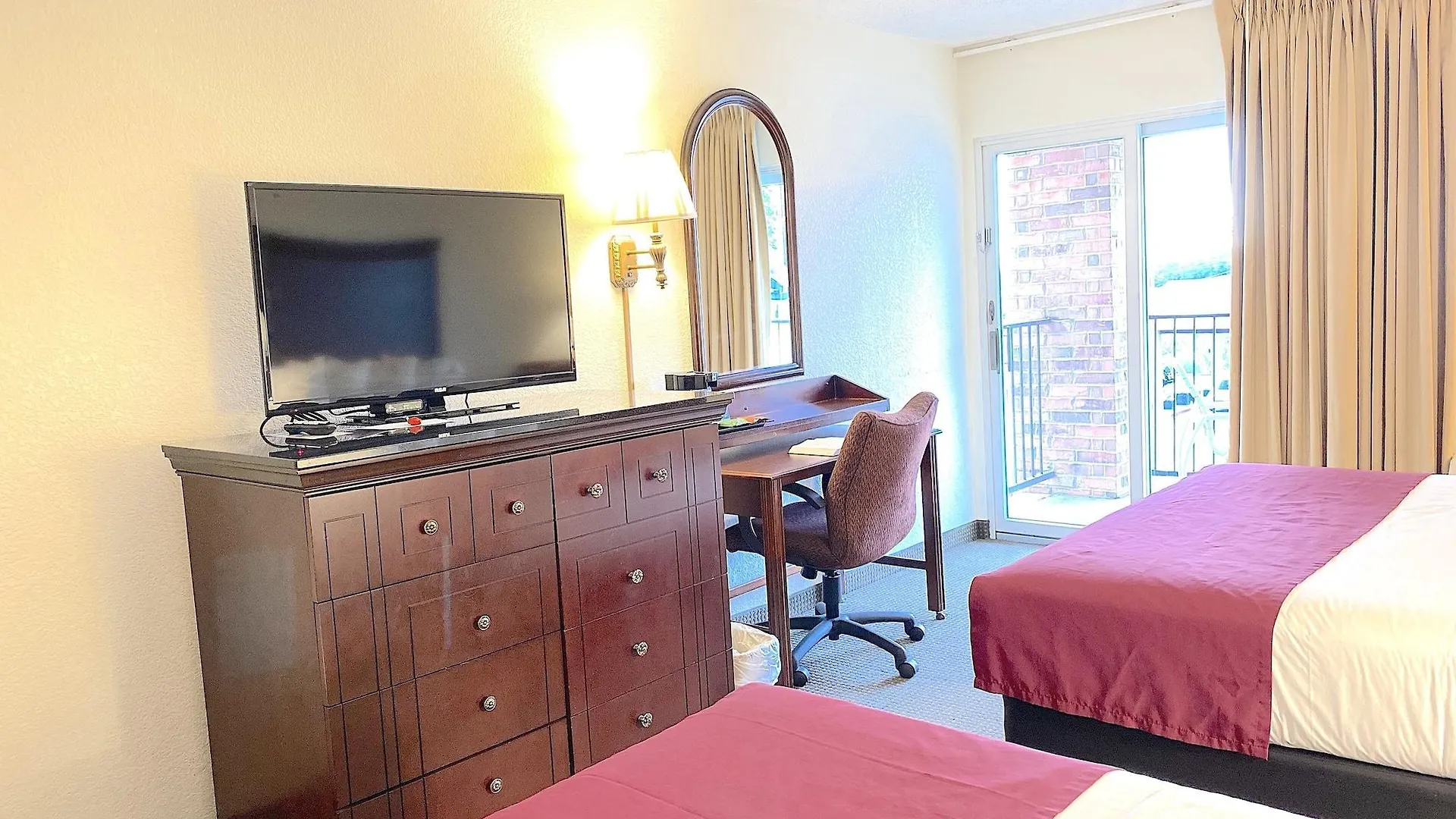 Americinn By Wyndham & Conference Center Hotel 3*