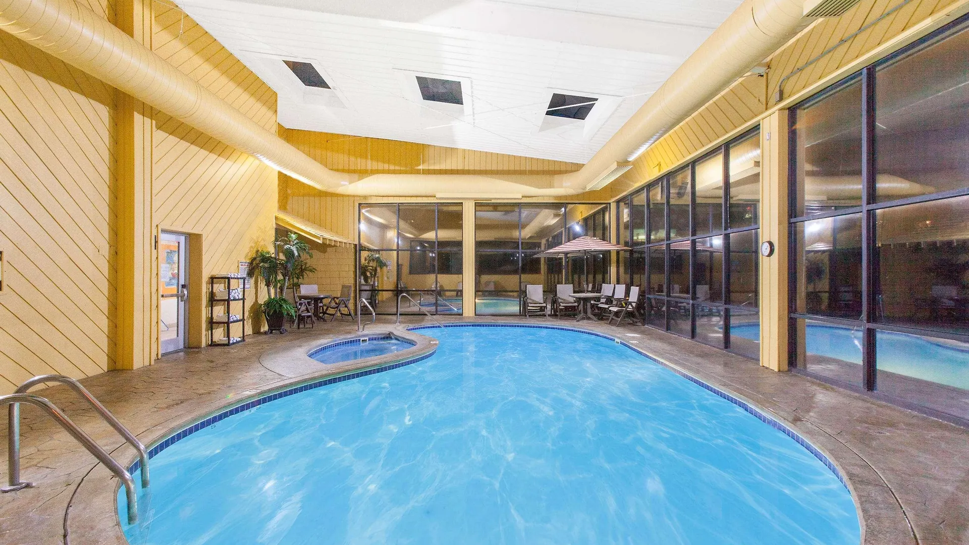 Baymont By Wyndham - On The Strip 2* Branson