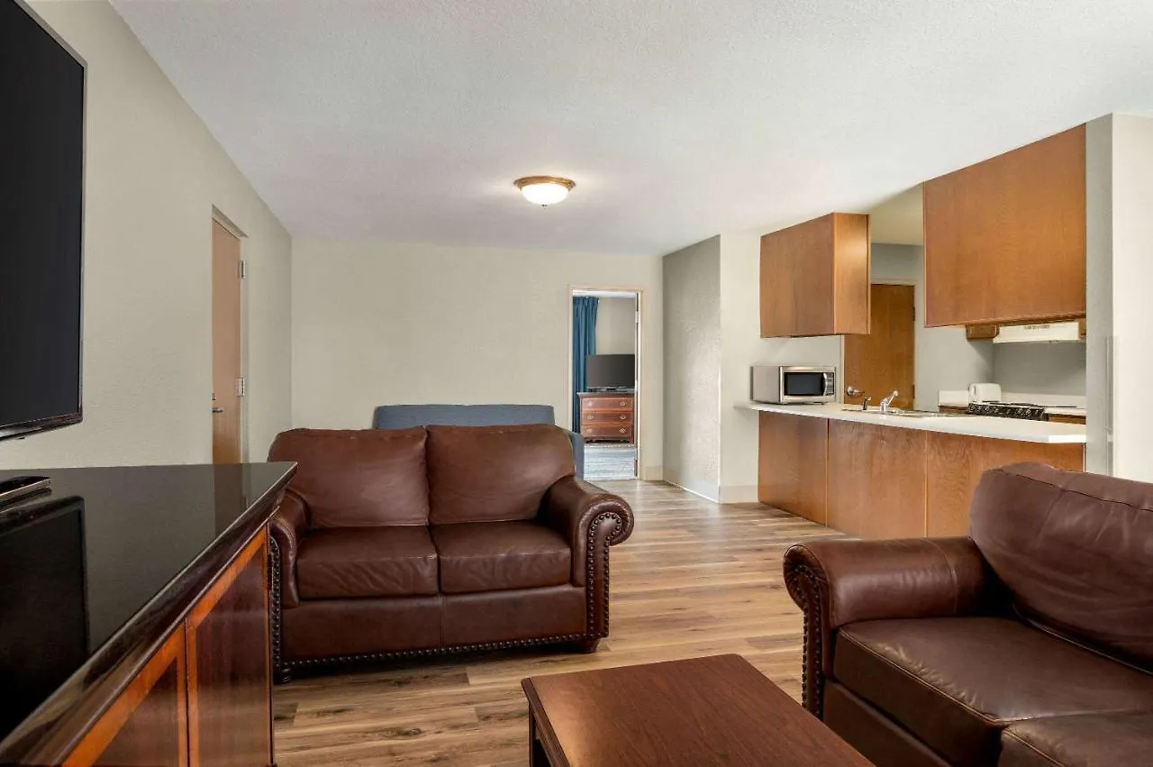 Americinn By Wyndham & Conference Center Hotel