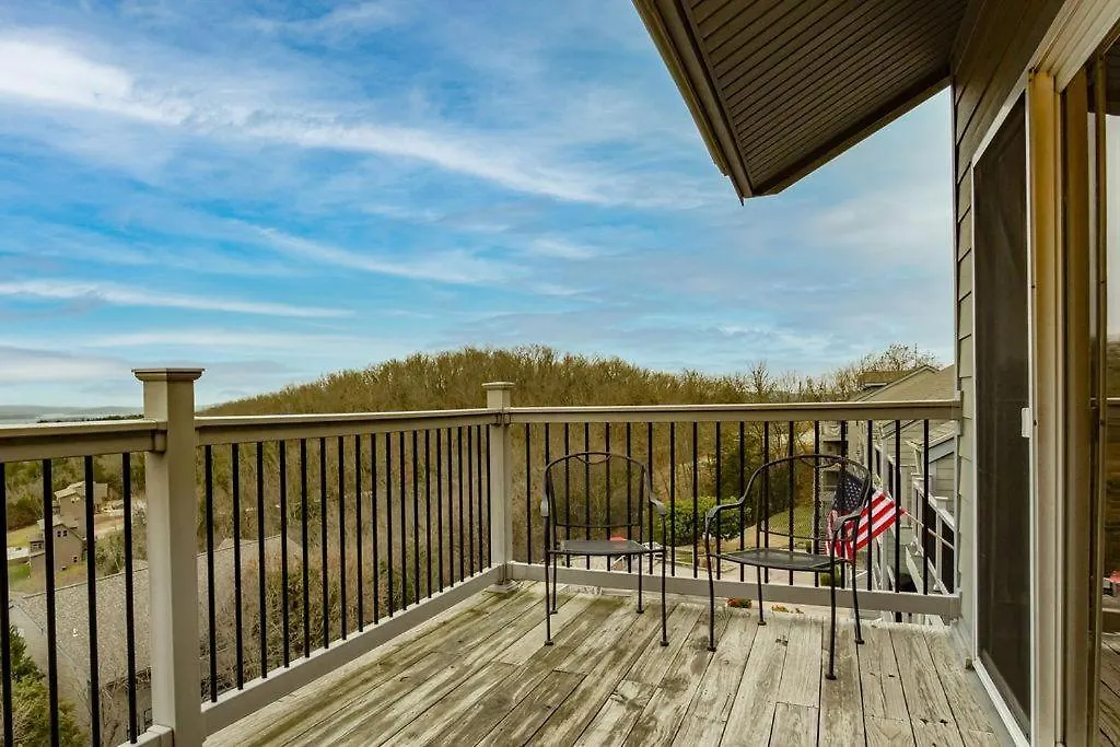 White Oak With Loft -- 116 *