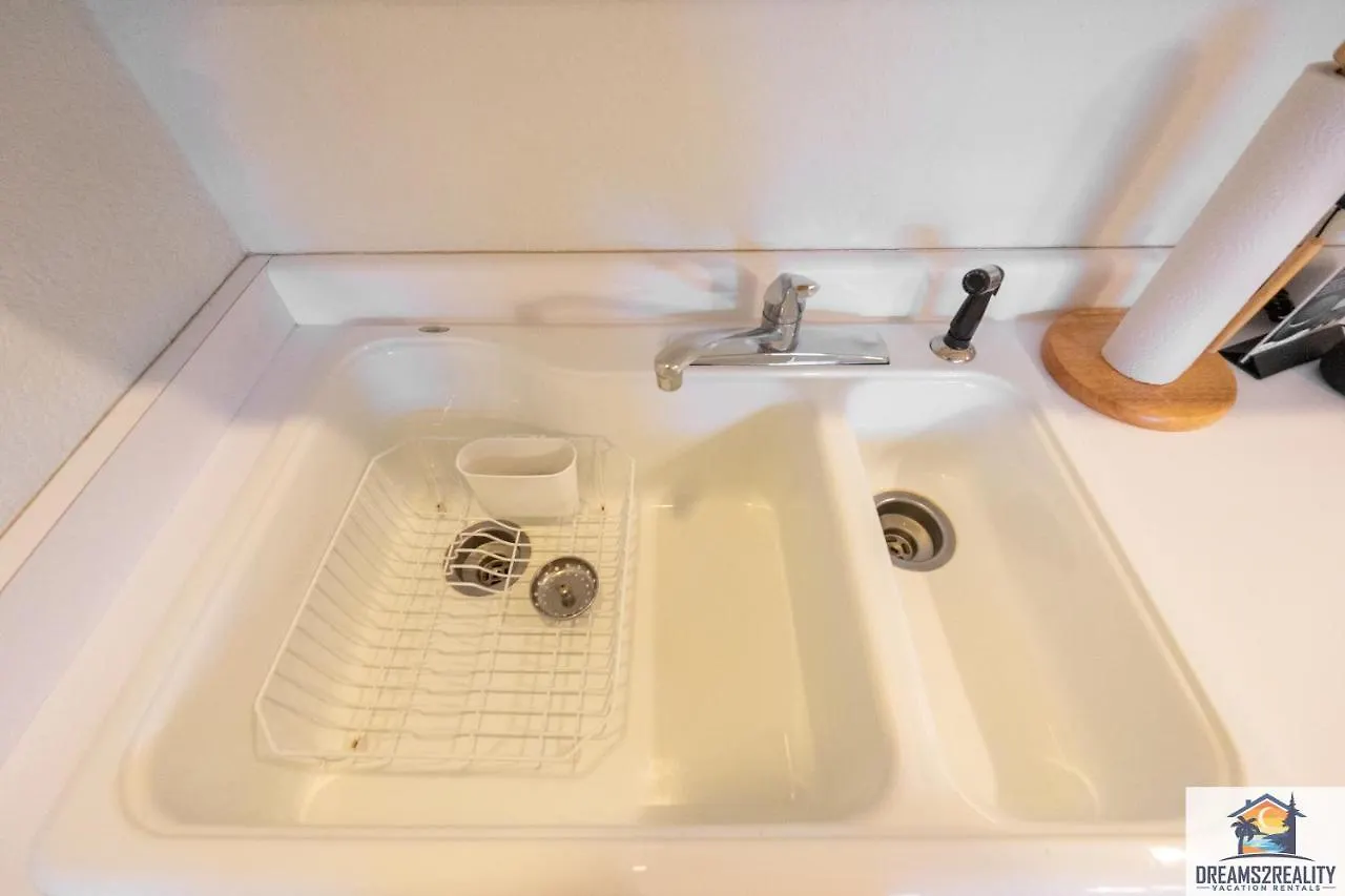 1br Walk-in With 2 Person Jacuzzi Tub - Near The Strip - Free Tickets Included - Ch5-3 *