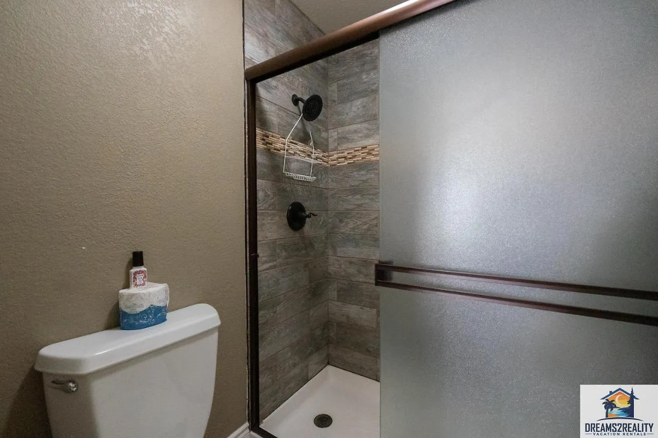 Casa de Férias 2br Walk-in - Near The 76 Strip - Pool - Free Tickets Included - Clc-6 *