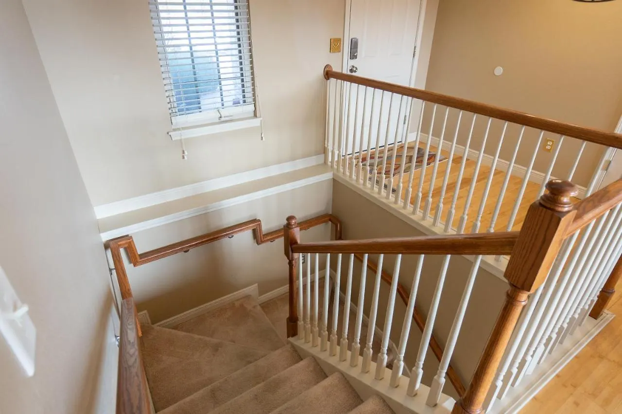 Apartment 4br Walk-in - Foosball Table - Hot Tub - Fire Pit - Free Tickets Included - Dv166 *