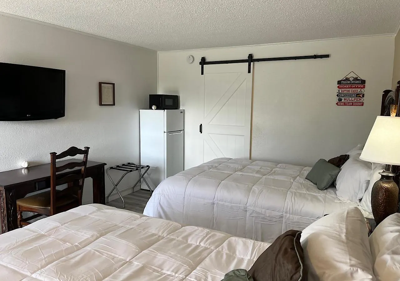 Ballparks 5* Branson