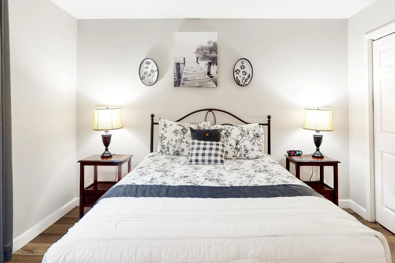 Overlook Retreat, Apt. 3 * Branson