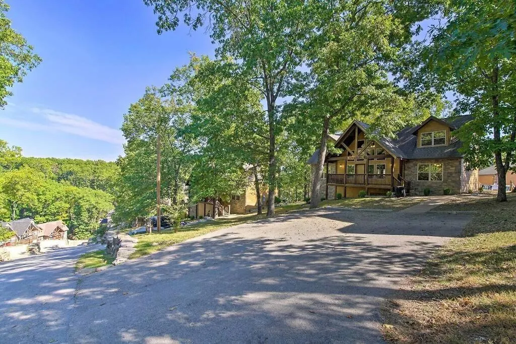Dom wakacyjny Cozy 'rustic River Lodge' Near Sdc With Pools! Branson