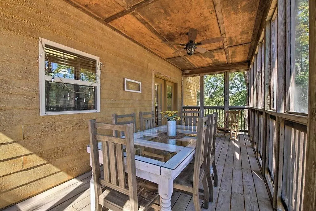 Dom wakacyjny Cozy 'rustic River Lodge' Near Sdc With Pools!