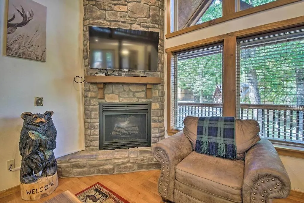 Cozy 'rustic River Lodge' Near Sdc With Pools!