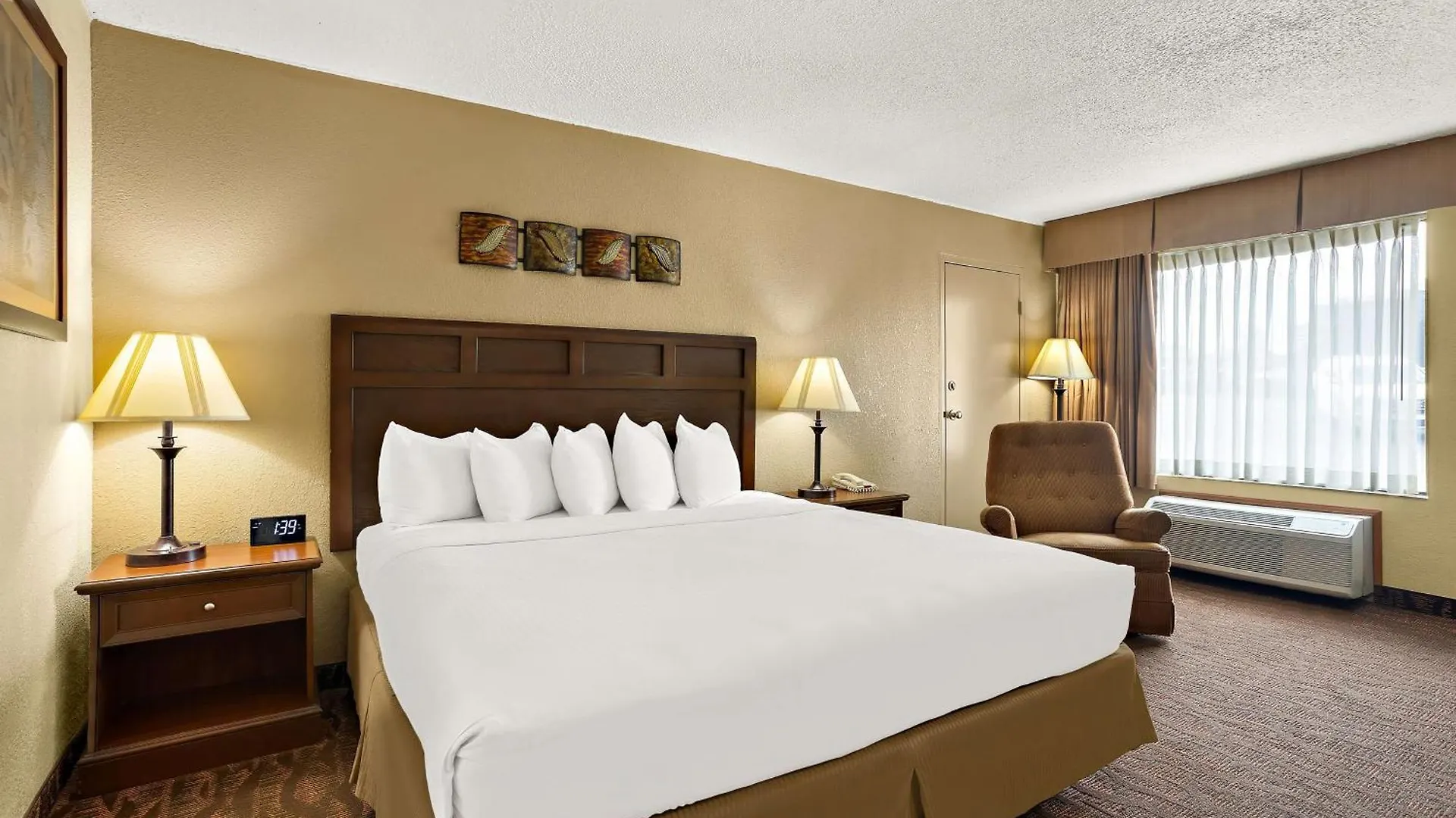 Hotel Western Center Pointe