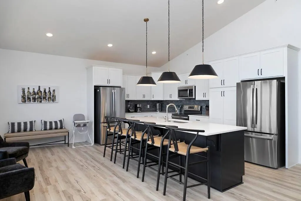 Moonstone Views Sleeps 28 Golfsim Pup Friendly Appartement