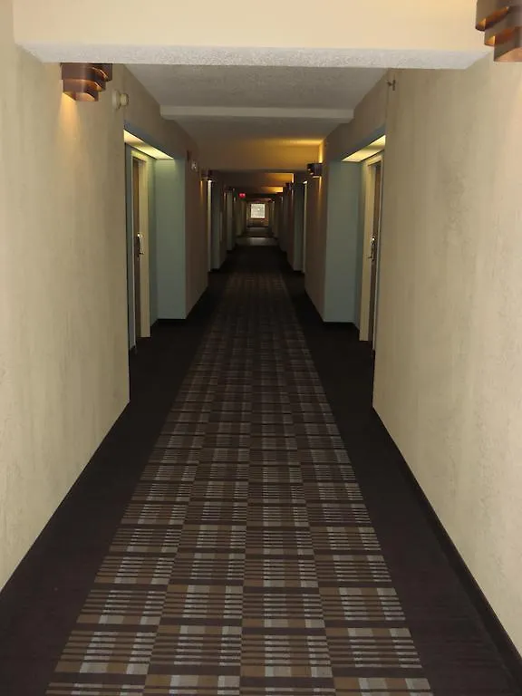 The Colonnade Hotel