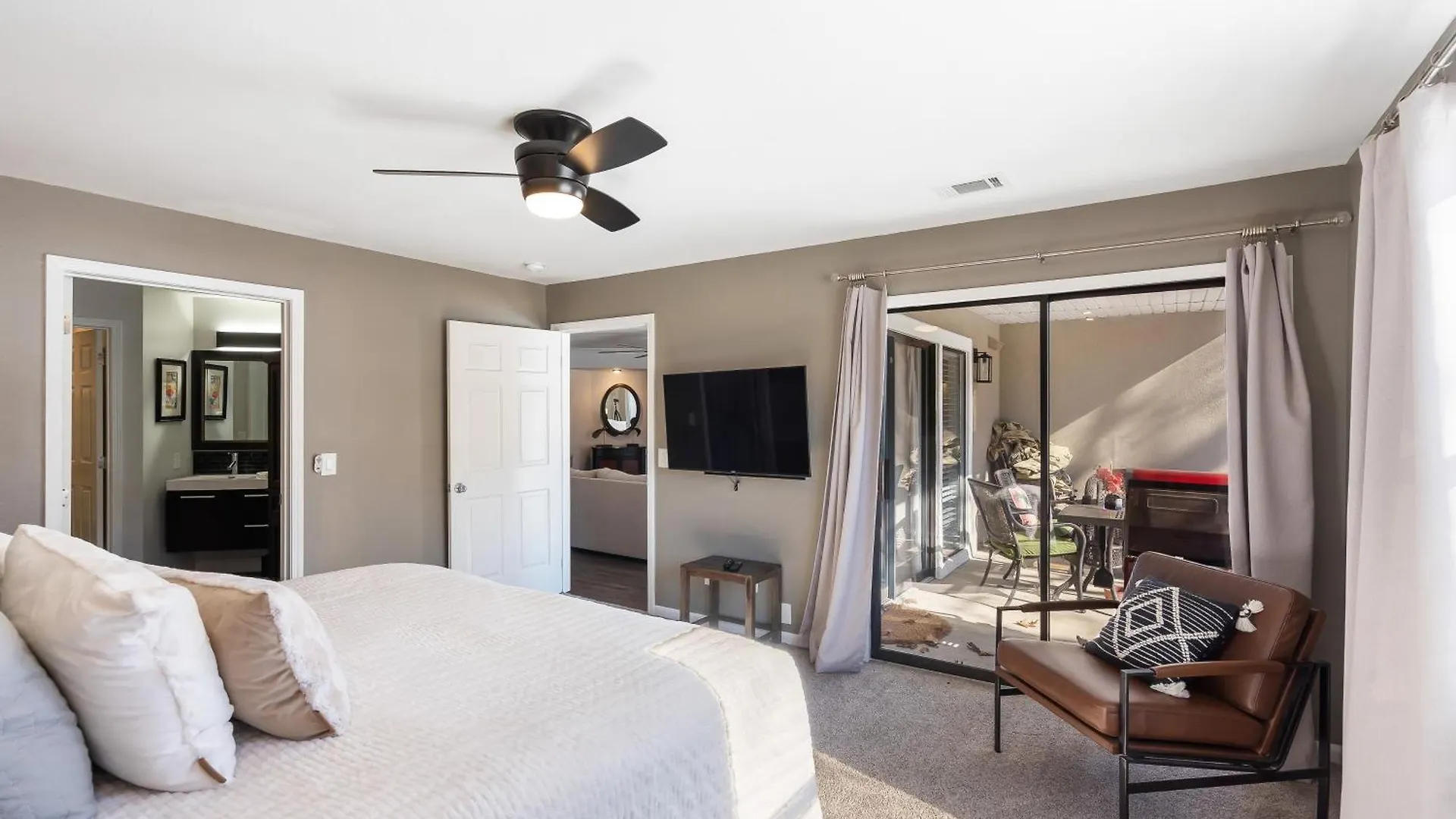 Apartamento Lavish Escape With And Access *